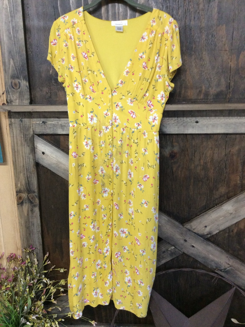 Universal Thread Yellow Floral V‑Neck Midi Dress